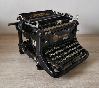 Starožitný písací stro Continental Standard z roku 1927 - 9