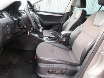 Škoda Octavia Combi 2.0 TDI Elegance/Style 4x4 - 9