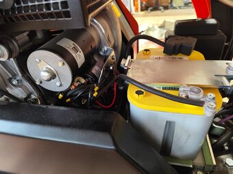 Obojsmerná vibračná doska Husqvarna LG 504 Hatz - 9