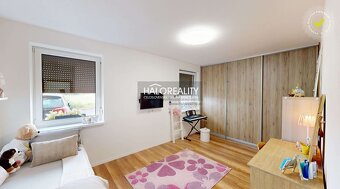 HALO reality - Predaj, trojizbový byt s pozemkom 200m2, Nová - 9