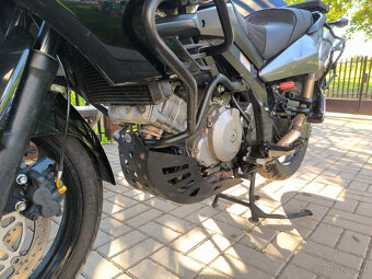 Suzuki V- strom dl 1000 - 9