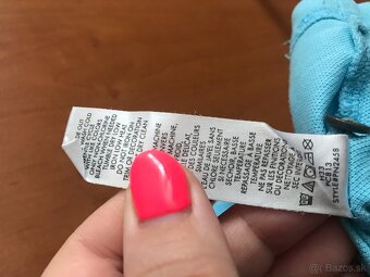 CALVIN KLEIN originál body fit damske tricko S/M - 9