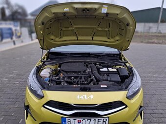 Kia Ceed Hatchback, 1.5L, 118kW, 2022 - 9