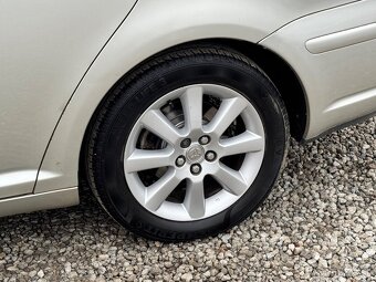 Toyota Avensis 2.0 D-4D Sol Technical - 9