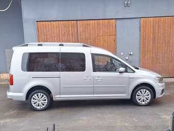 VOLKSWAGEN CADDY MAXI 2,0TDi DSG 7míst HIGHLINE - 9