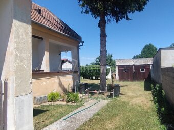 Veľký pozemok so starším domom, vhodný na výstavbu,… - 9