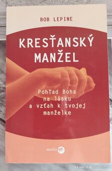 Náboženská literatúra a knižky o výchove a vzťahoch - 9