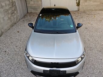 Opel Corsa Ultimate1,2 turbo benzín 74kw r.v.12.2024 km 8350 - 9