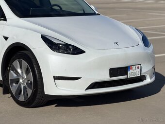 Tesla Model Y Long Range Dual Motor 4x4 + Ťažné zariadenie - 9