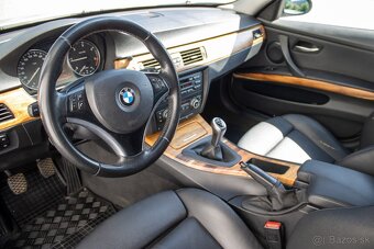 BMW Rad 3 Touring 320 d - 9