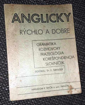 RETRO SLOVNÍKY A UČEBNICE - 9