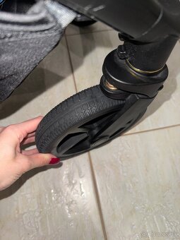 Predám dvojkombináciu kočík Venicci Tinum Upline - 9