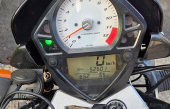 Suzuki SV 650 N - 9