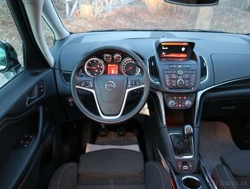Predám Opel Zafira CDTI r. 2015, 7 sedadiel, panorama, ťažné - 9