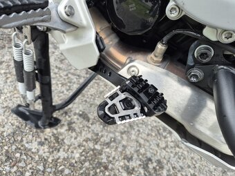 BMW F750GS 2022 - 9