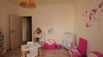 Slnečný 3 izbový byt po čiastočnej rekonštrukcii NA PREDAJ - 9