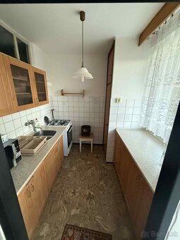 Do prenájmu: veľký 3-izbový byt v Trenčíne – K Výstavisku - 9