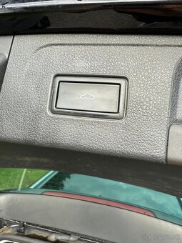 Volkswagen Passat, 2022, 147kW, ťažné, panoráma, head-up - 9