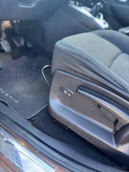 Renault Grand Scenic 1.9 DCI - 9