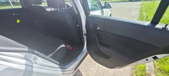 Na predaj: Opel Insignia Sports Tourer 2.0 CDTI (96 kW), r.v - 9