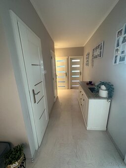 Predám 4-izbový byt, 77 m², Nové Mesto nad Váhom – Zelená ul - 9