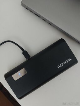 Mama ruksak Jamba s powerbank Adata - 9