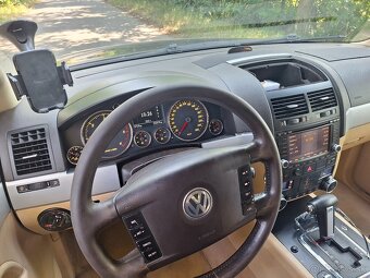 TOUAREG - 9