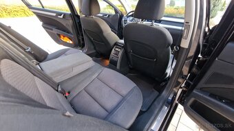 Škoda Superb 2 2.0tdi 4x4 navi Bi-xenon - 9