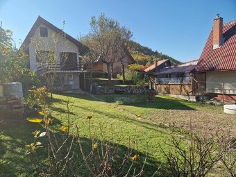 Na predaj murovanú chatu so záhradou v meste Prievidza. - 9