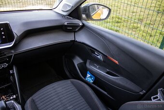 Peugeot 208 1.2 55kW 2022 - 9