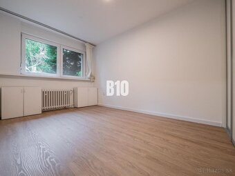 REZERVOVANÉ 5i RODINNÝ DOM (222m2) pri LESE s ÚCHVATNÝM VÝH - 9