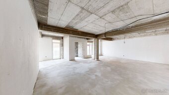 Exkluzívny holobyt v centre Trnavy – tvarujte si svoj luxus - 9