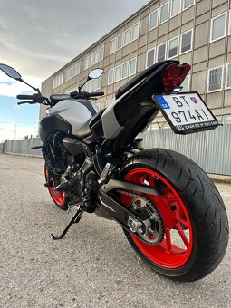 Yamaha MT07 Akrapovic - 9