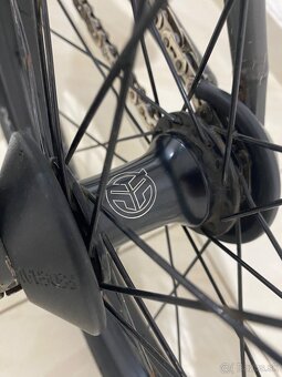 High-end BMX bike s top komponentmi - 9