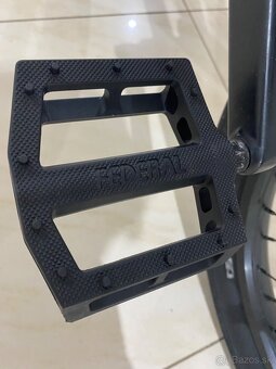 High-end BMX bike s top komponentmi - 9