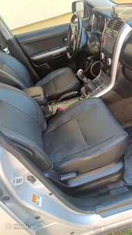 SUZUKI GRAND VITARA 1,9 DDiS 4x4 r.v.2011 KOŽA NAVIGÁCIA - 9