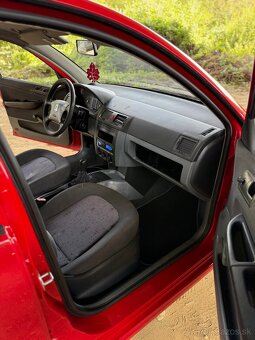 Škoda Fabia 1.2 HTP 40 kW FACELIFT - 9