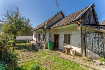 Na predaj rodinný dom s pozemkom v tichej lokalite Hloža Pod - 9