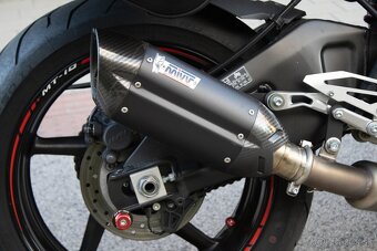 Yamaha MT-10 118 kW, manuál, 2017, benzín - 9