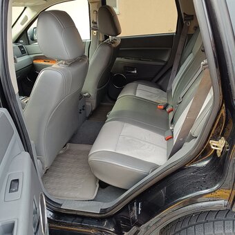 Predám Jeep Grand Cherokee - 9