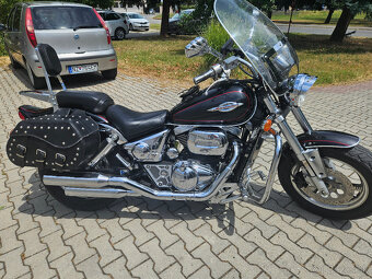 Suzuki Marauder VZ 800 - 9
