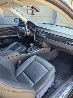 BMW e92 325i (11/2006, N52, 2.5L) - 9