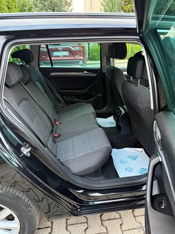 Volkswagen Passat Variant 2.0 TDI EVO Business DSG - 9
