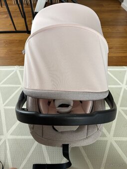 Vajíčko peg perego i size lounge - 9