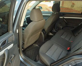 Škoda Octavia Combi 2 Facelift 1.6TDi 77Kw R.V.03/2011 - 9