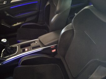 Renault Megane IV - 9