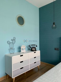 Dizajnový 2-izbový byt so šatníkom a balkónom PRIEVIDZA- Sta - 9