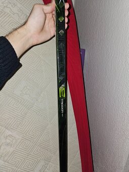 Gameworn hokejka CCM Ribcor Trigger ASY Lukáša Kloka - 9
