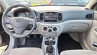 Hyundai Accent 1.4 GL, 71,3kw, r.v.2009 - 9