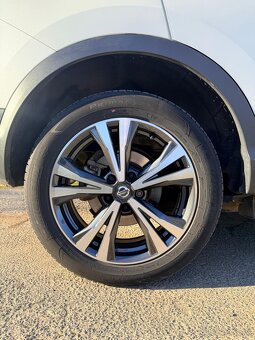 Nissan Qashqai 1.6 DIG-T N-Connecta - 9
